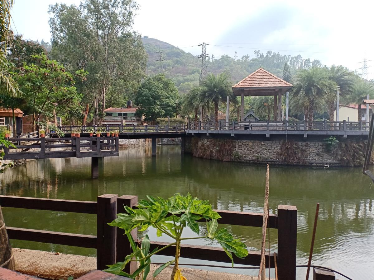 Mystica Resort Lonavala Dış mekan fotoğraf